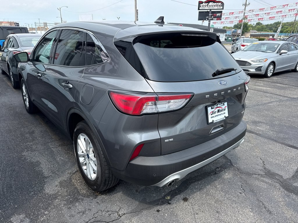 Used 2022 Ford Escape SE AWD/4WD image 3
