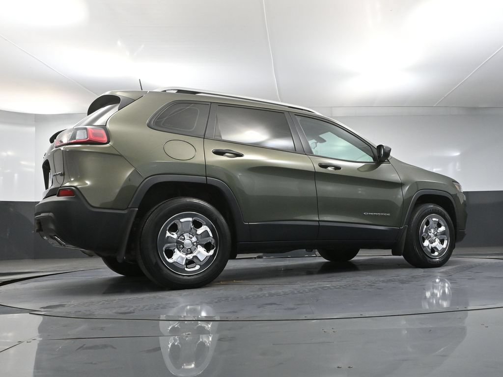 Used 2020 Jeep Cherokee Sport w/ Cold Weather Group AWD/4WD image 41