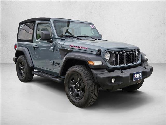 Used 2024 Jeep Wrangler Sport AWD/4WD image 3