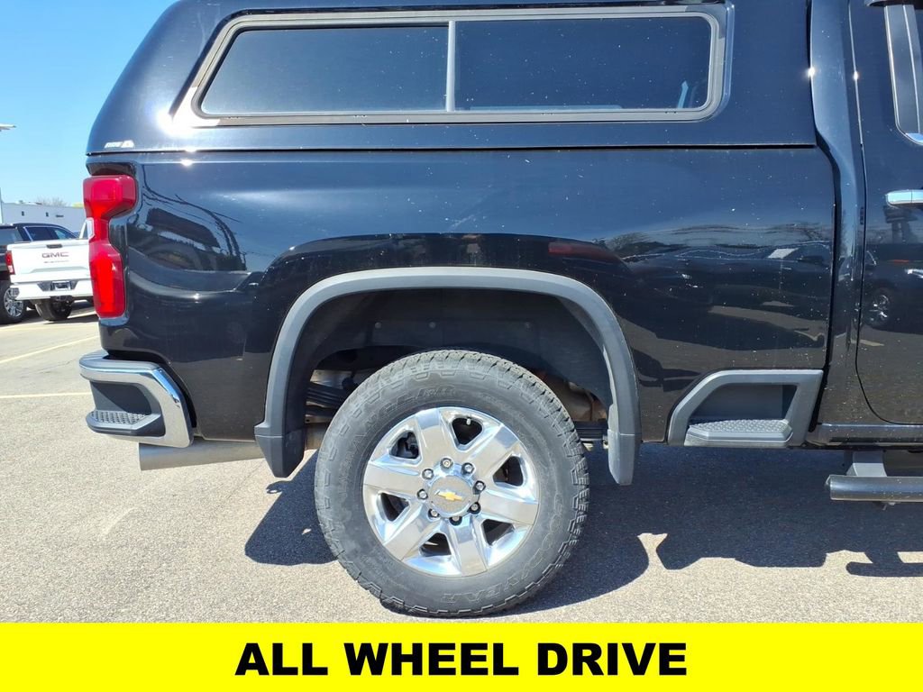 Used 2022 Chevrolet Silverado 2500 LTZ w/ LTZ Convenience Package AWD/4WD image 25