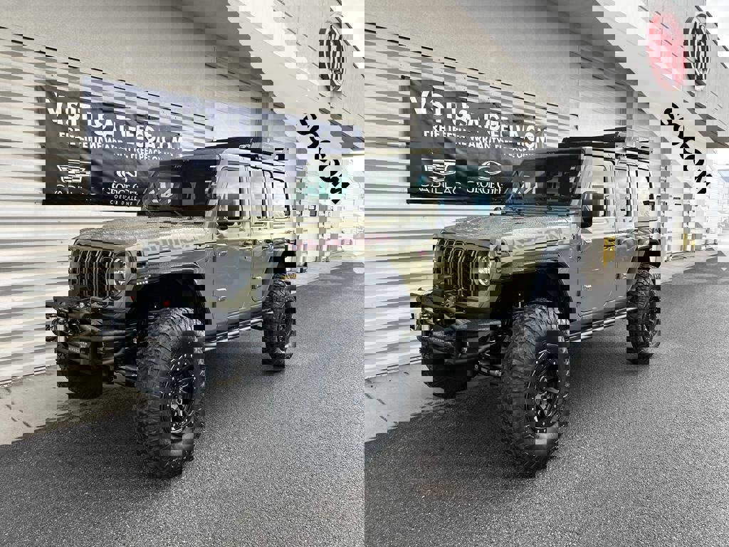 Used 2025 Jeep Wrangler Unlimited Rubicon image 1