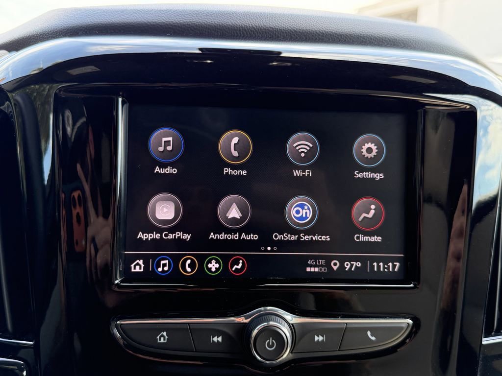 Used 2023 Chevrolet Traverse LS FWD image 22