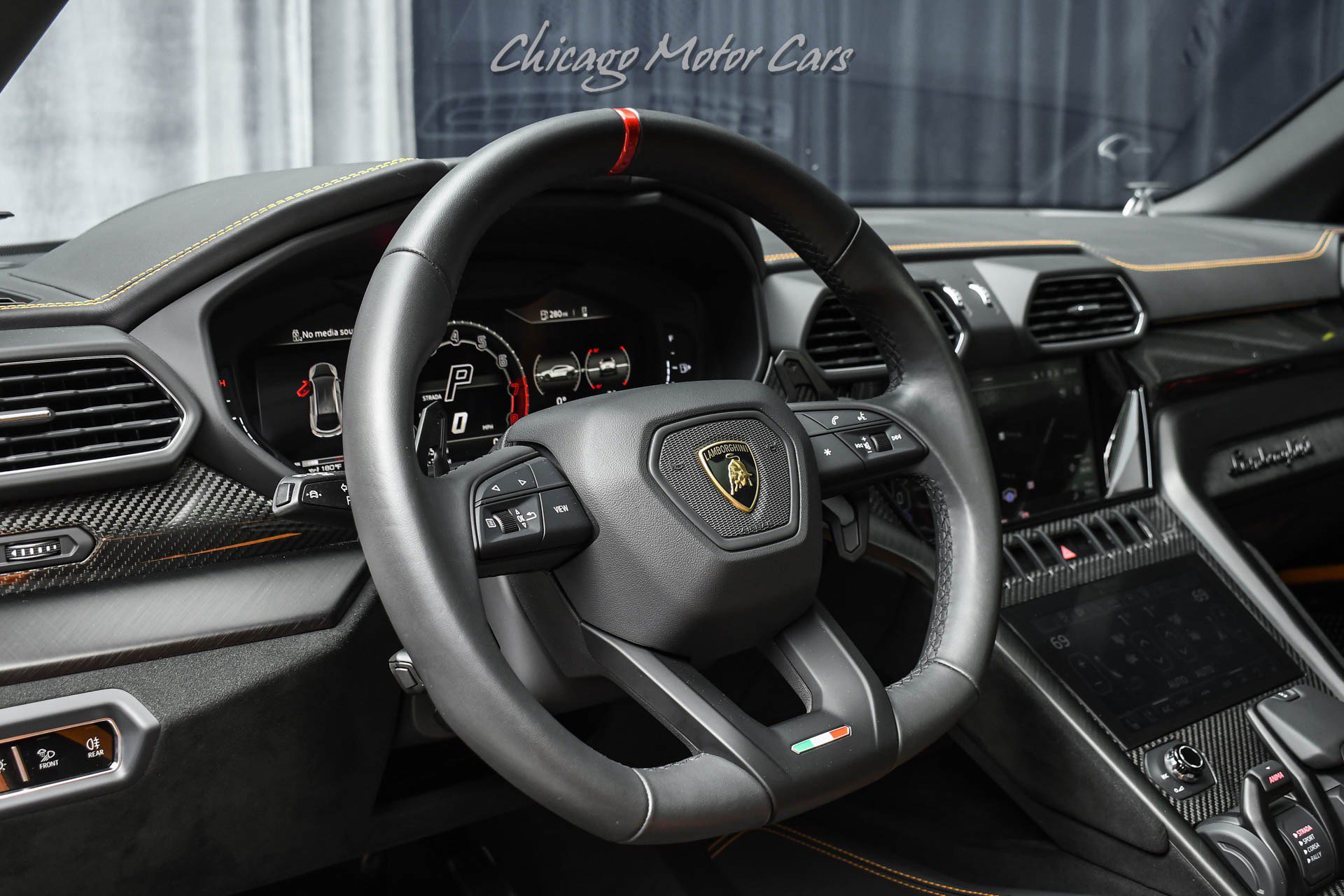Used 2024 Lamborghini Urus Performante image 9