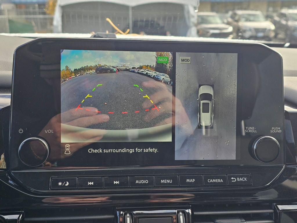 New 2025 Nissan Pathfinder Platinum w/ Cargo Package image 15