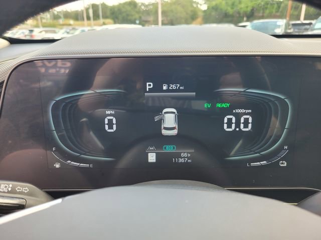 Used 2024 Kia Niro EX Touring FWD image 29