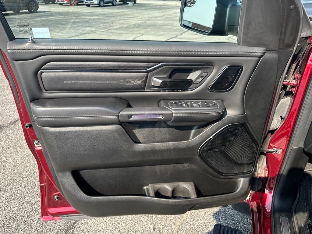 Used 2023 RAM 1500 Limited AWD/4WD image 13