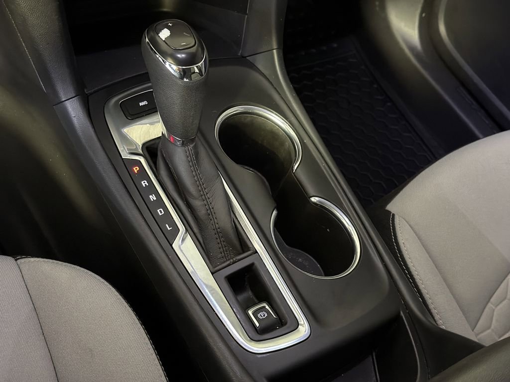 Used 2020 Chevrolet Equinox LS image 23