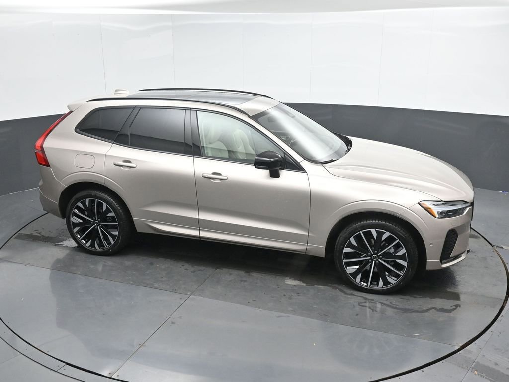 New 2026 Volvo XC60 B5 Ultra w/ Protection Package Premier image 33