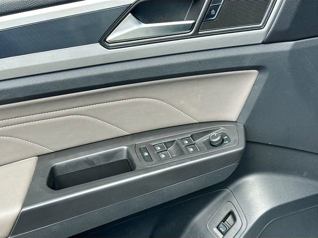 Used 2023 Volkswagen Atlas Cross Sport SEL R-Line image 18