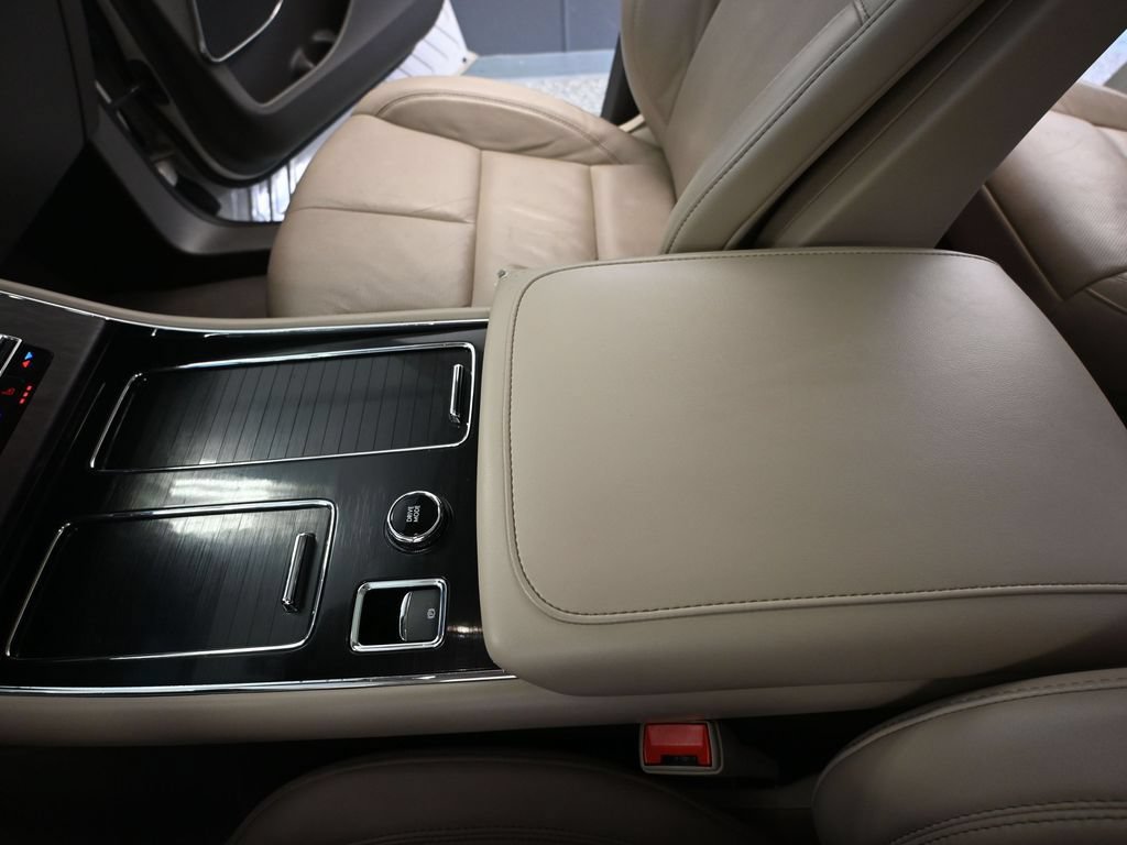 Used 2023 Lincoln Aviator Reserve AWD/4WD image 35