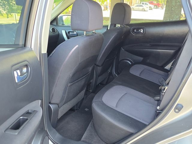 Used 2008 Nissan Rogue SL w/ Premium Pkg image 9