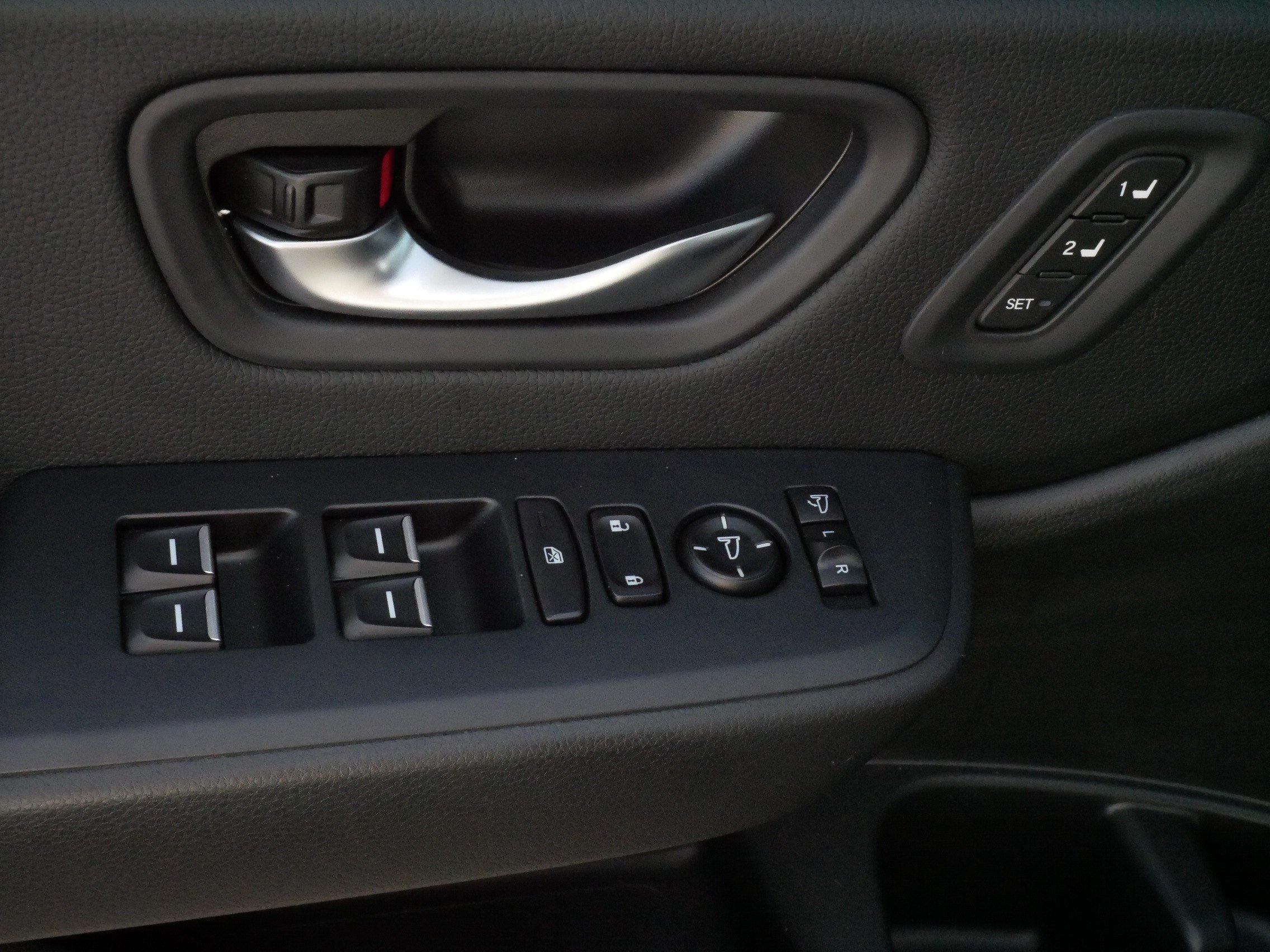 Certified 2026 Honda Pilot TrailSport image 19