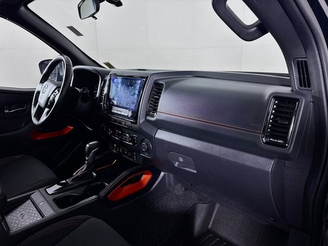 Used 2023 Nissan Frontier PRO-4X w/ Pro Convenience Package AWD/4WD image 25