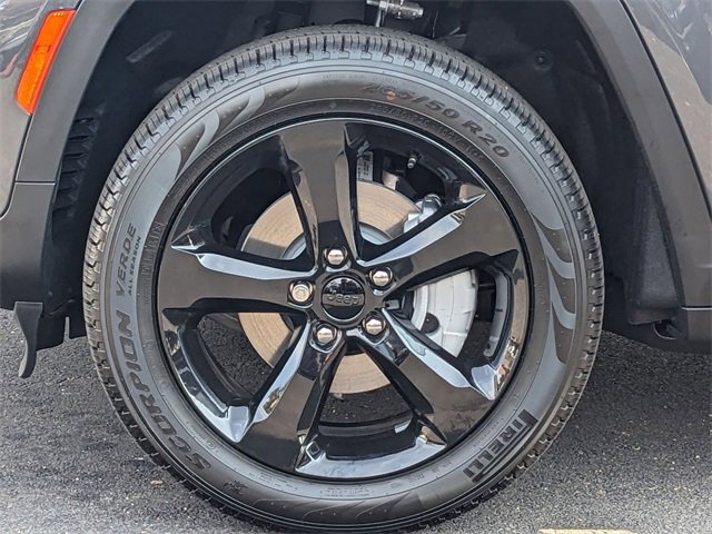 New 2025 Jeep Grand Cherokee Limited w/ Black Appearance Package image 26