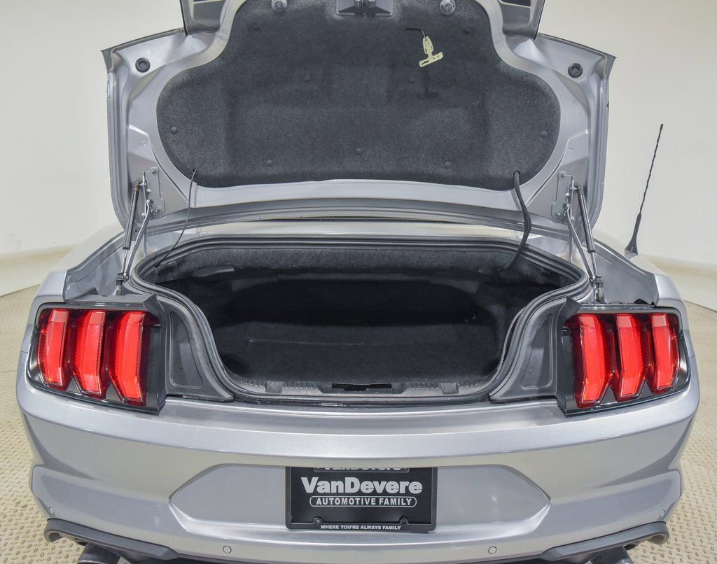 Used 2022 Ford Mustang Premium image 14