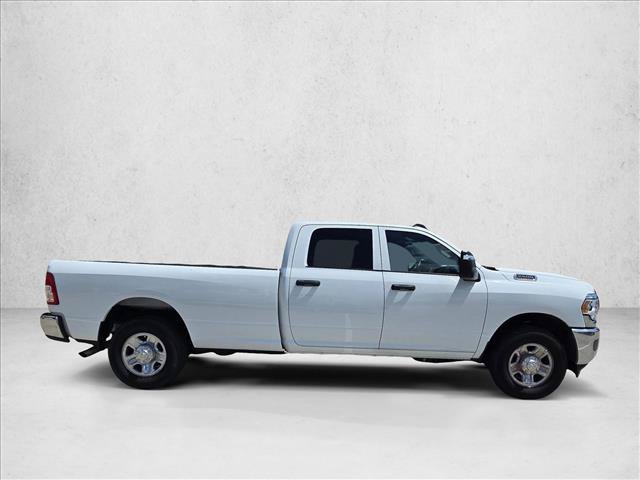 Used 2024 RAM 2500 Tradesman w/ Chrome Appearance Group RWD image 4