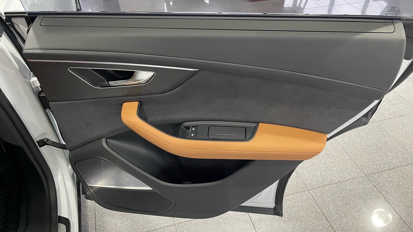 Used 2025 Audi RS Q8 performance w/ Executive Package image 45