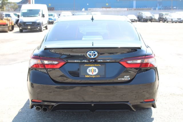 Used 2024 Toyota Camry SE FWD image 5