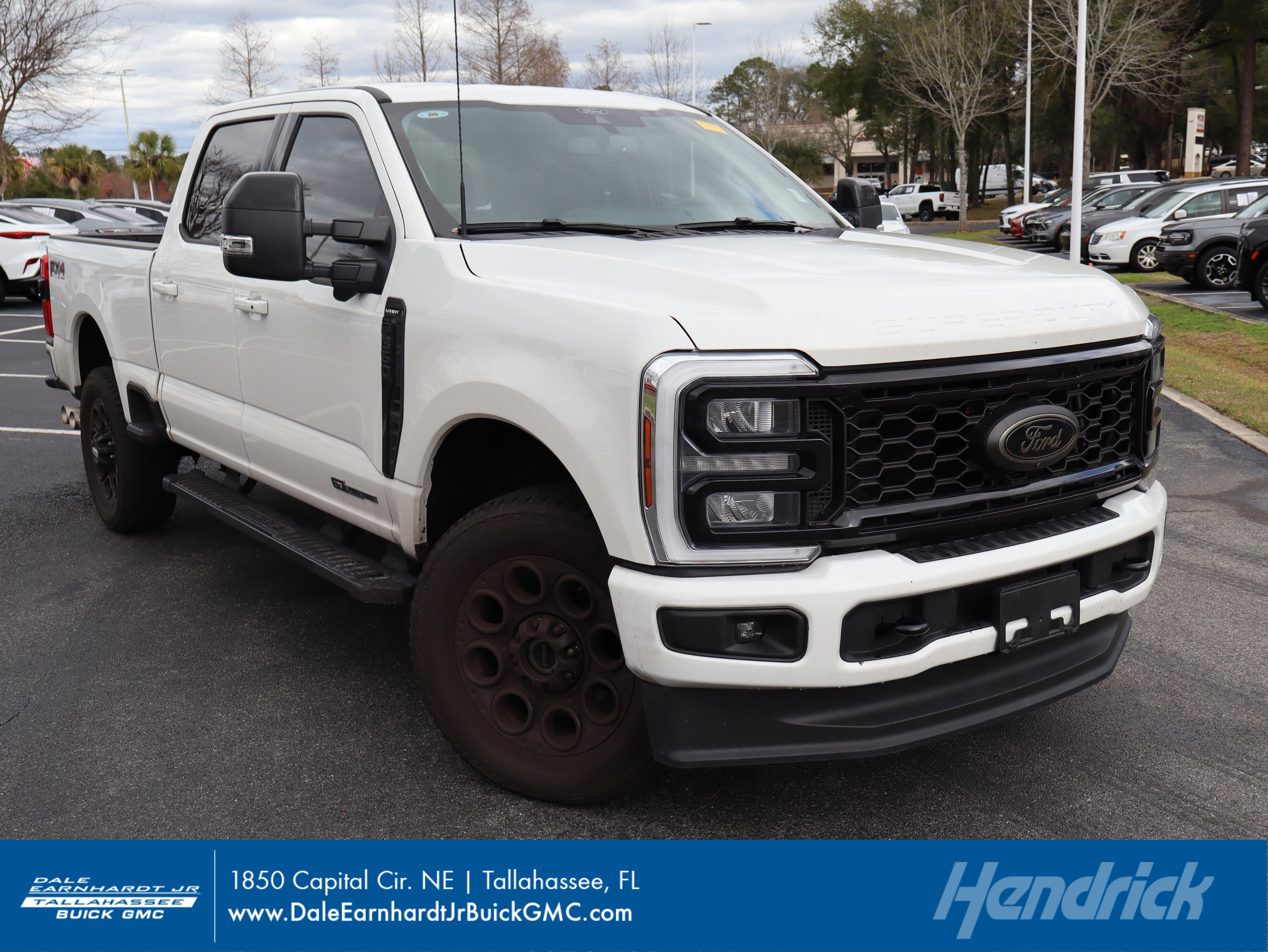 Used 2025 Ford F350 Lariat w/ Black Appearance Package video 1