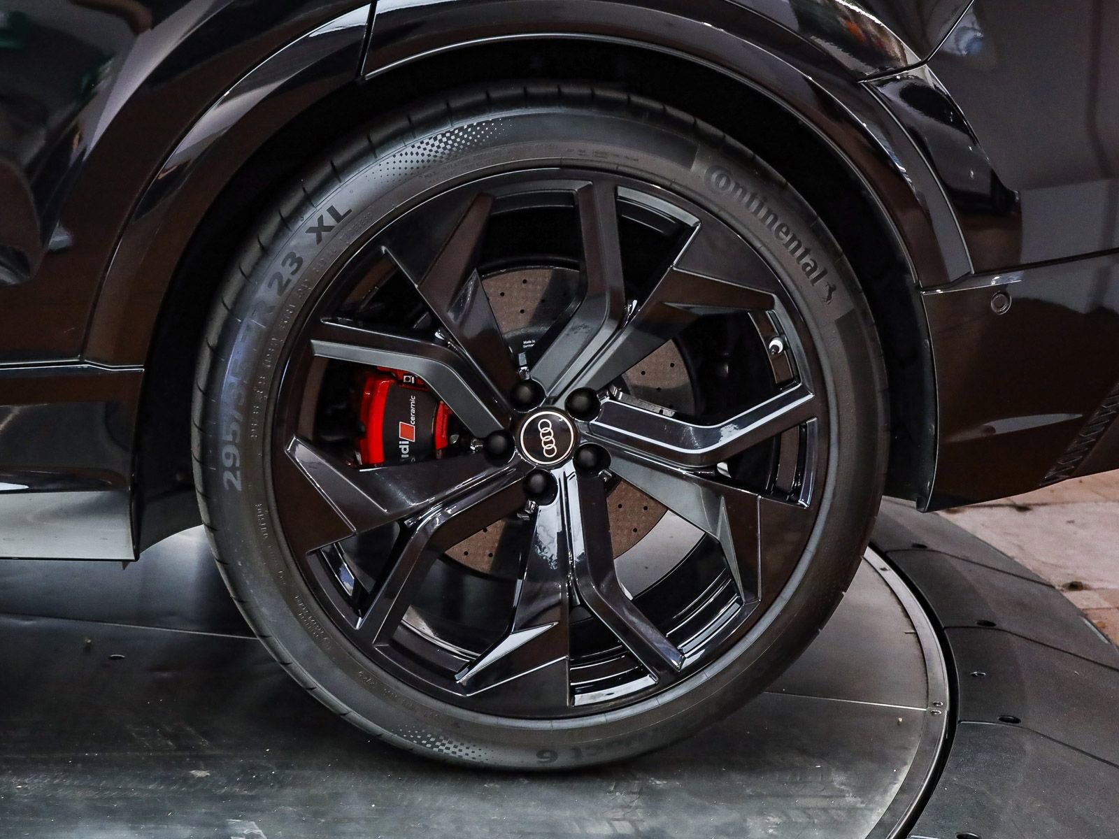 Used 2022 Audi RS Q8 image 18