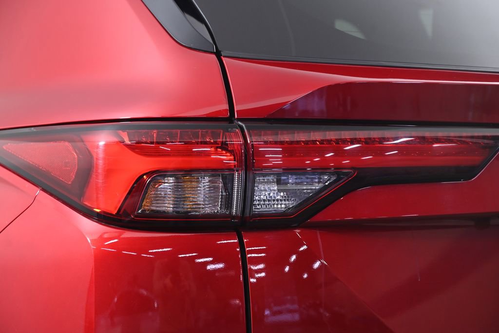 Used 2024 Mitsubishi Outlander SEL image 7