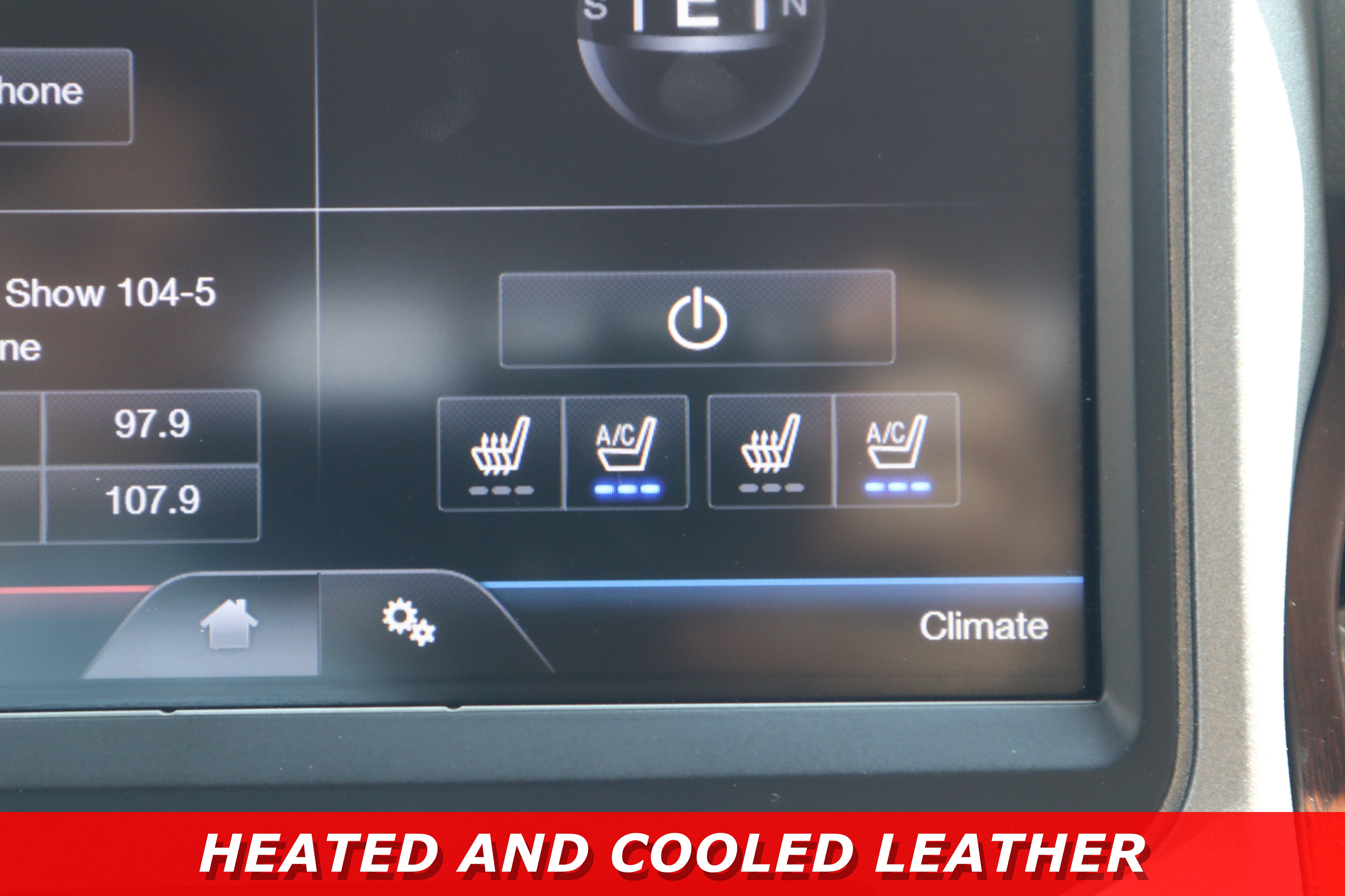 Used 2015 Ford F350 Lariat w/ Lariat Interior Package AWD/4WD image 24