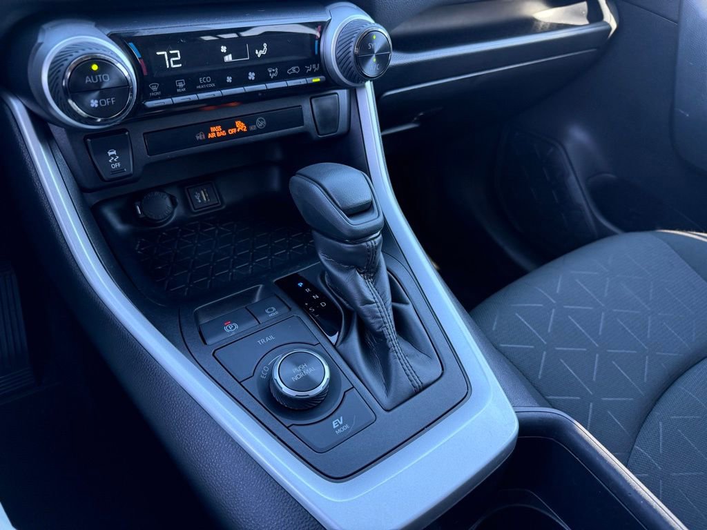 Certified 2024 Toyota RAV4 XLE image 24