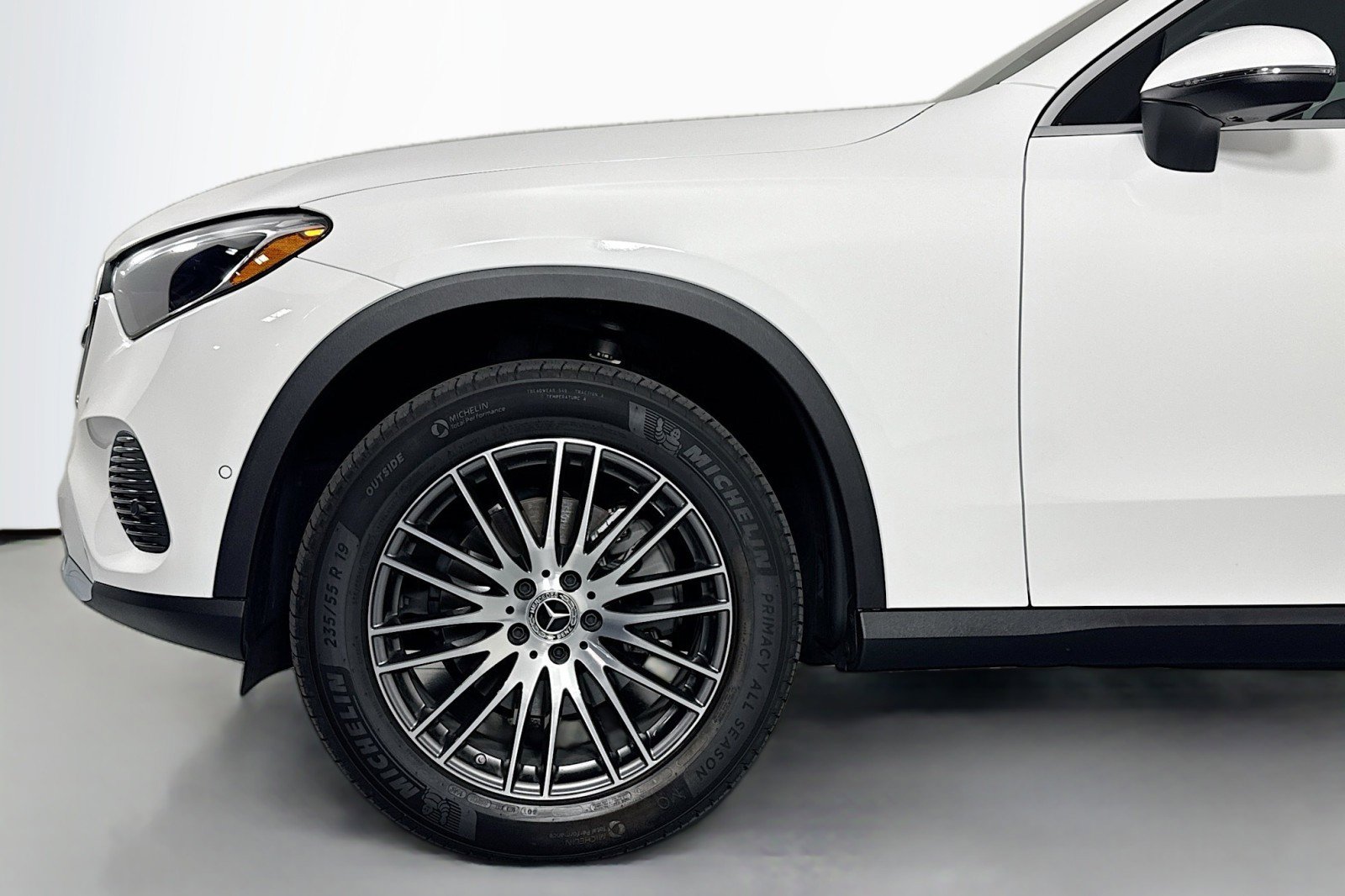 Certified 2026 Mercedes-Benz GLC 300 image 9