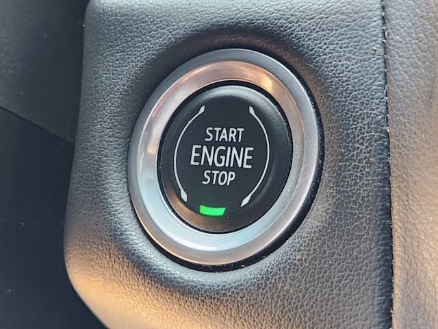 Used 2021 Chevrolet Tahoe LT w/ Luxury Package RWD image 20