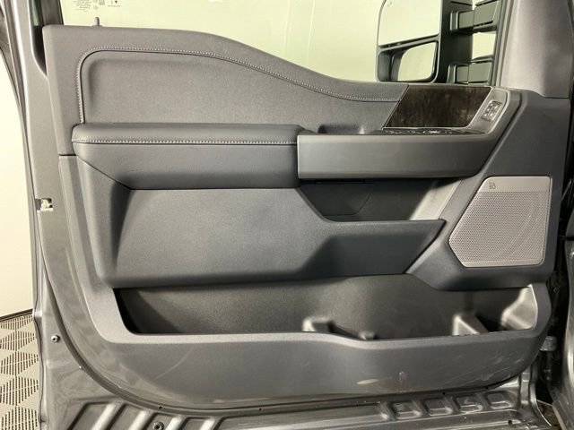 New 2026 Ford F250 Lariat w/ Black Appearance Package image 12