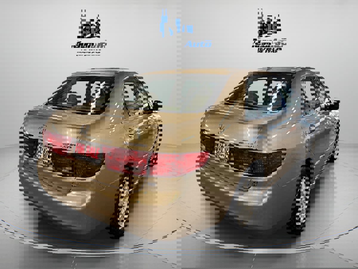 Used 2005 Honda Accord EX-L image 4