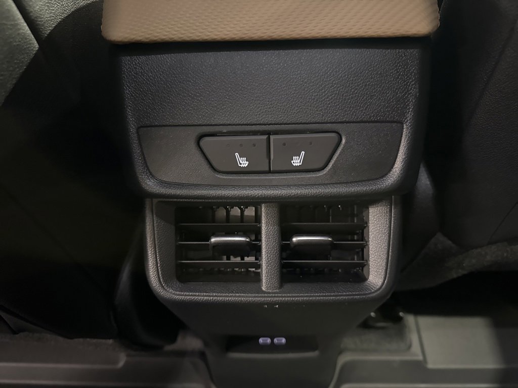 New 2026 Chevrolet Equinox ACTIV w/ Convenience Package III image 43