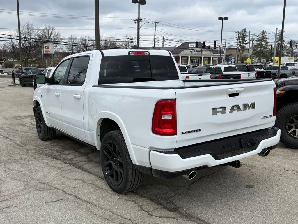 New 2026 RAM 1500 Laramie AWD/4WD image 9