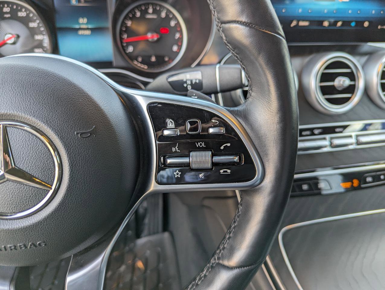 Used 2021 Mercedes-Benz GLC 300 GLC 300 4MATIC SUV image 18