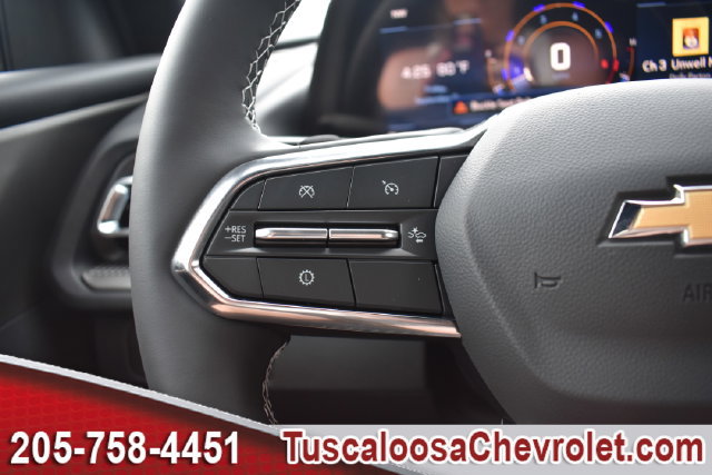 New 2027 Chevrolet Traverse LT FWD image 23