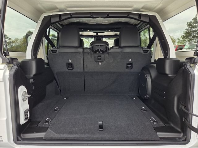 New 2026 Jeep Wrangler Unlimited Sahara AWD/4WD image 29
