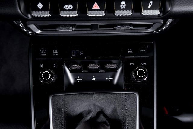 Used 2024 Porsche 911 Carrera T image 43