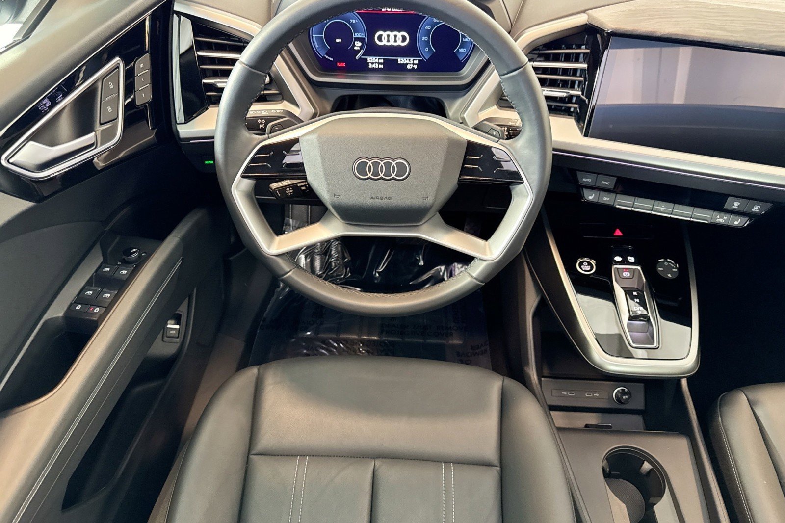 Used 2025 Audi Q4 e-tron Premium Plus w/ Premium Plus AWD/4WD image 21