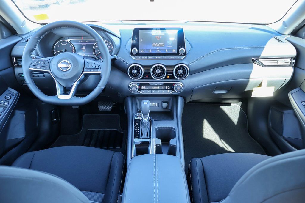 New 2025 Nissan Sentra SV w/ All-Weather Package image 6