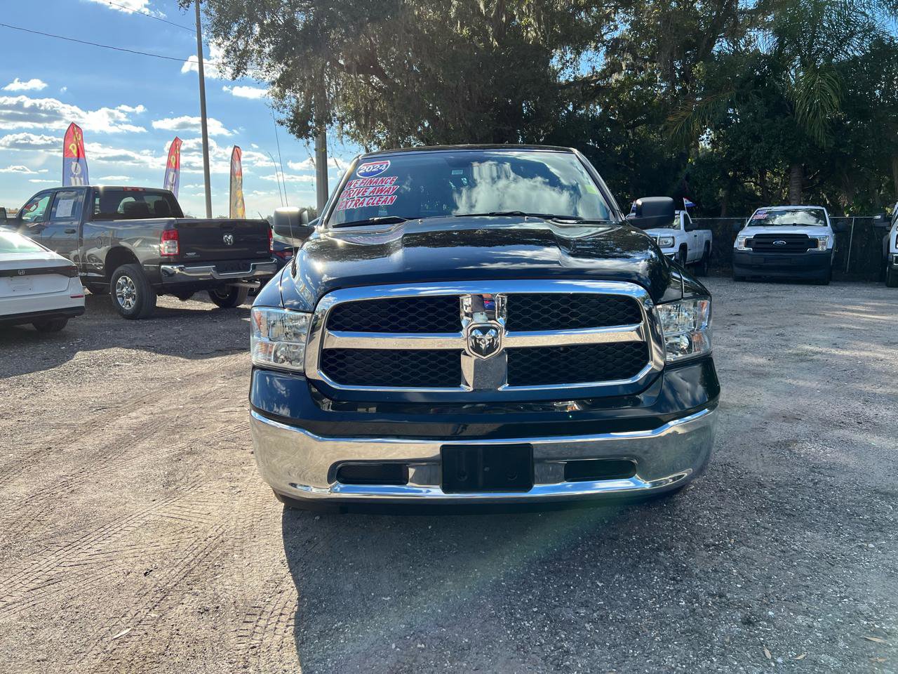 Used 2024 RAM 1500 Classic SLT AWD/4WD image 8