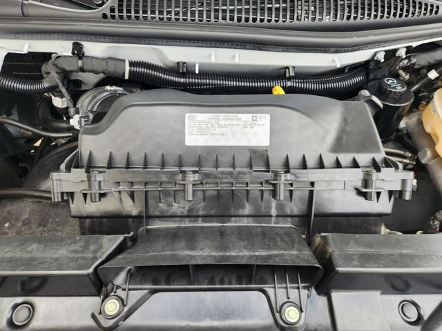 Used 2025 Chevrolet Express 3500 LT w/ LT Preferred Equipment Group RWD image 34