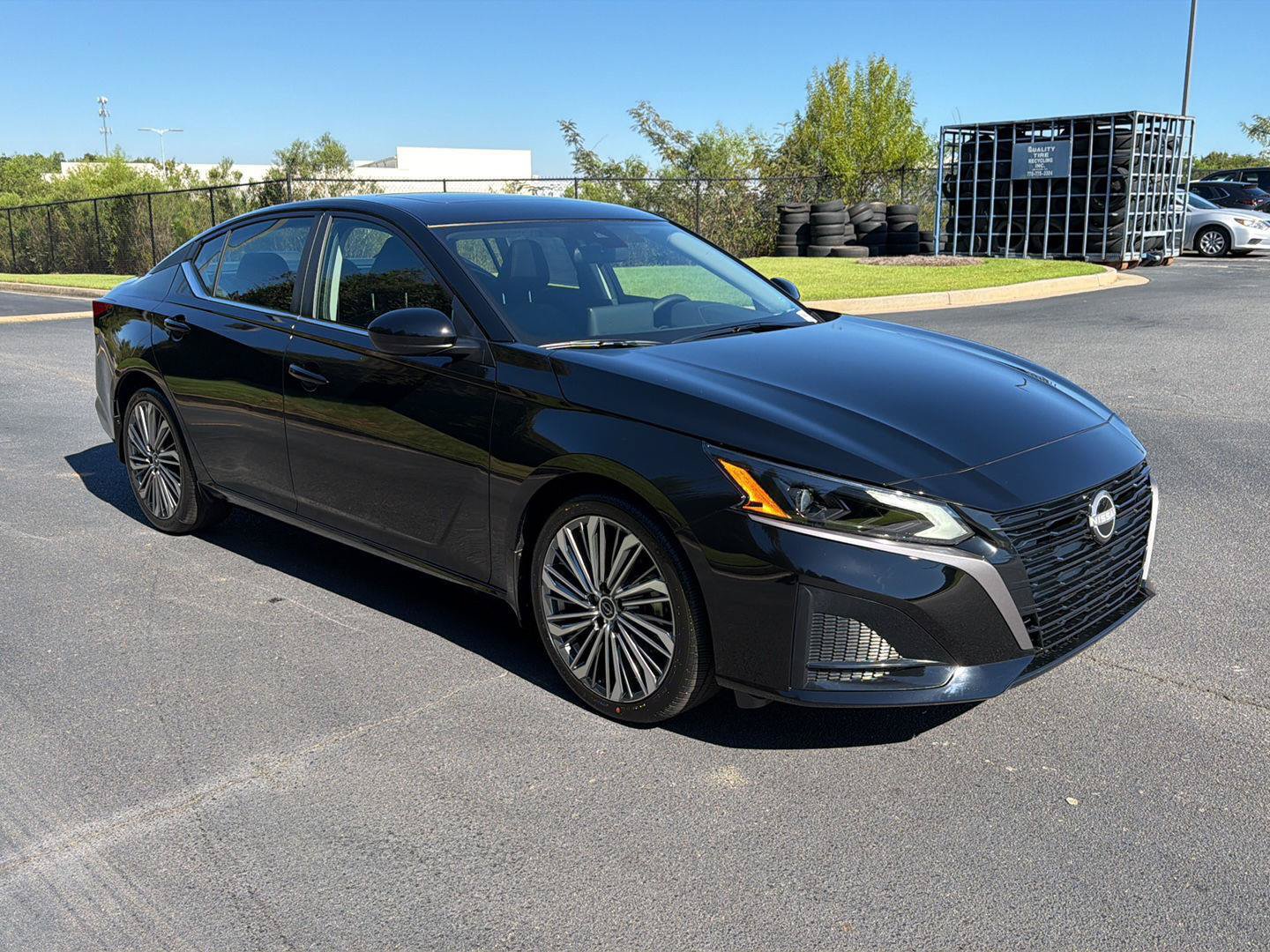 New 2026 Nissan Altima 2.5 SV w/ SV Premium Package FWD image 8