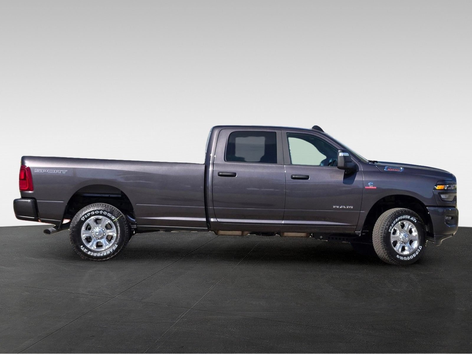 New 2026 RAM 3500 Big Horn AWD/4WD image 4