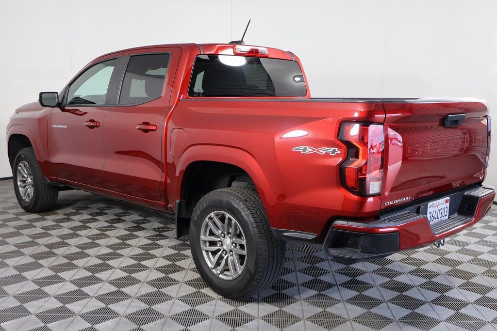Used 2023 Chevrolet Colorado LT AWD/4WD image 6