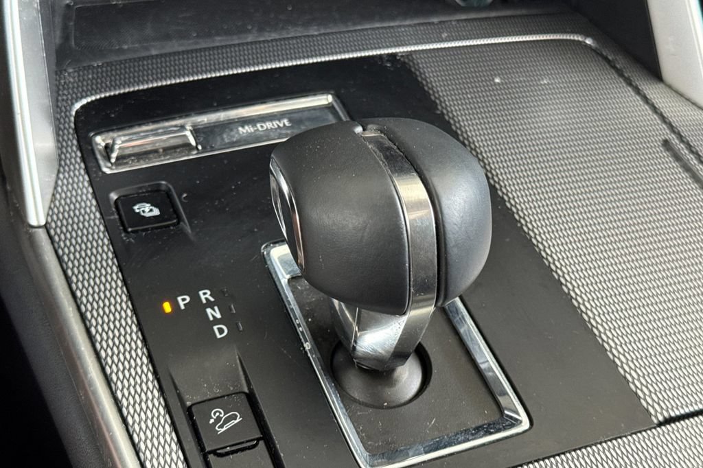 Used 2024 MAZDA CX-90 Plug-In Hybrid w/ Preferred AWD/4WD image 23