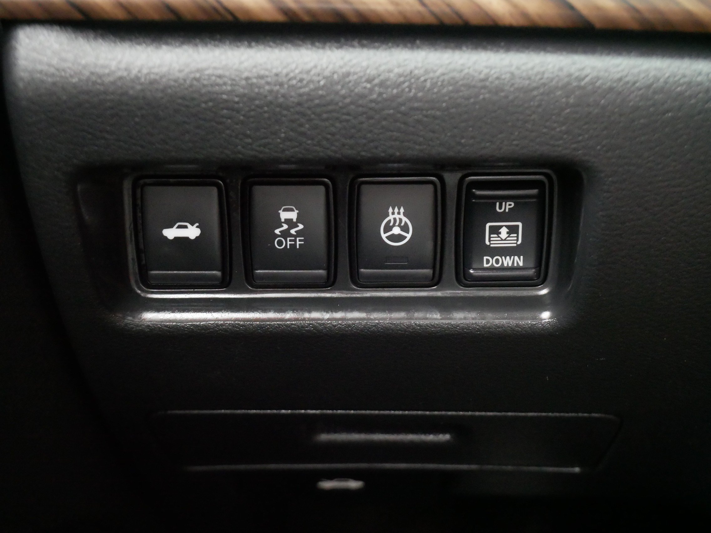 Used 2018 Nissan Maxima Platinum FWD image 28