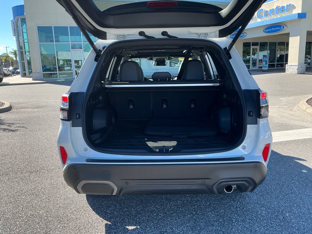 Used 2025 Subaru Forester Limited w/ Popular Package AWD/4WD image 24