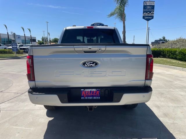 New 2026 Ford F150 XLT w/ Equipment Group 302A MID AWD/4WD image 4