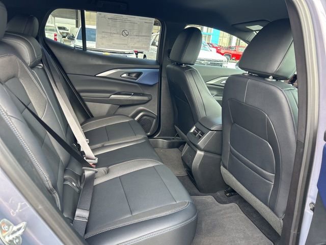 New 2026 Chevrolet Equinox EV LT image 31