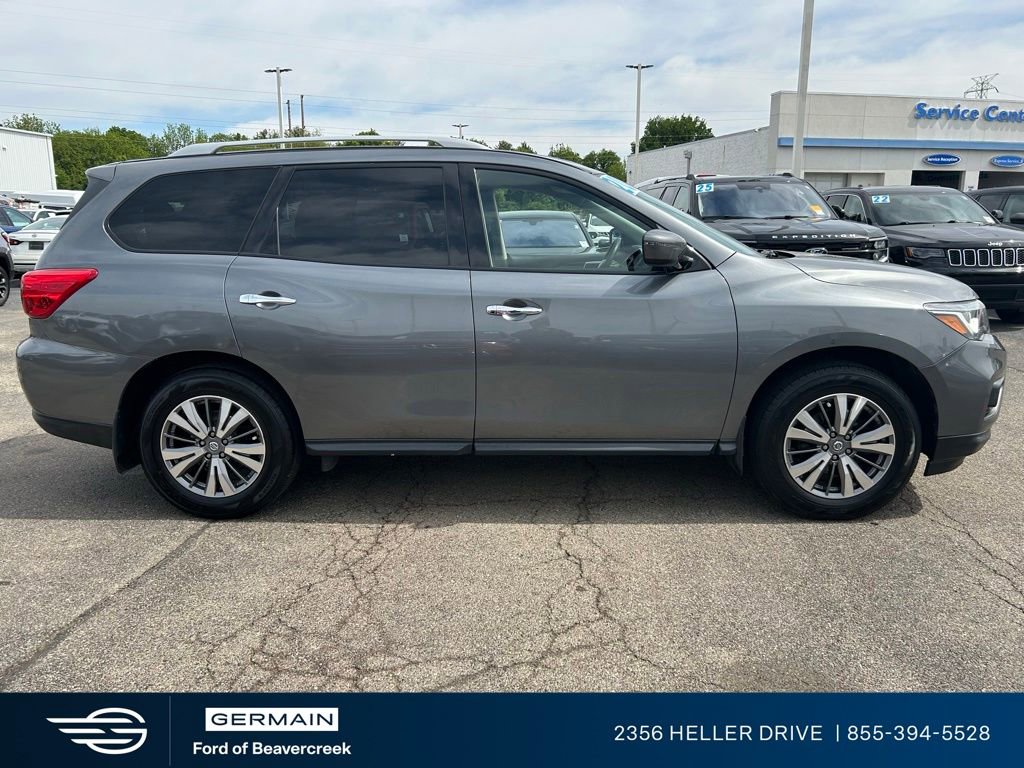 Used 2020 Nissan Pathfinder S AWD/4WD image 8